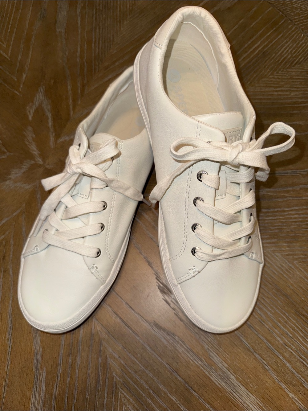 Sperry Women's Leather White Low-Top Lace-Up Sneakers NIB Size - 9